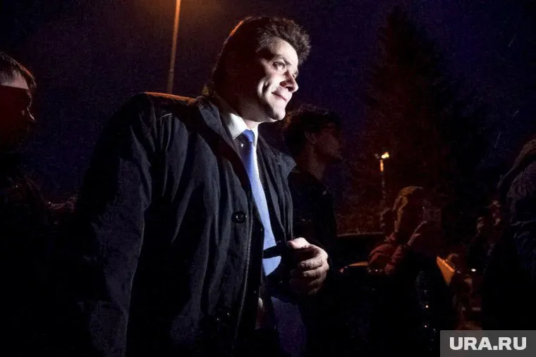 Александр Высокинский вышел к горожанам на четвертый день несанкционированных митингов