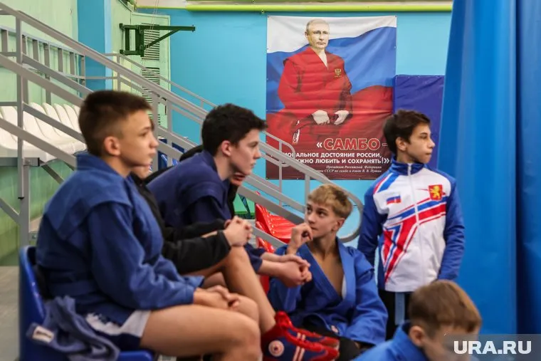 Владимир Путин официально установил 16 ноября в России Днем самбо