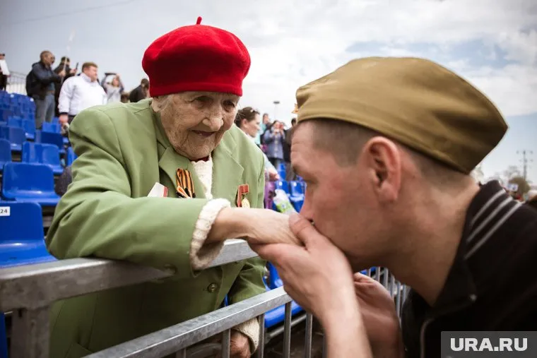 На Урале чтут героев Великой Отечественной — всех, кто сражался на фронте, трудился в тылу и был брошен в фашистские лагеря