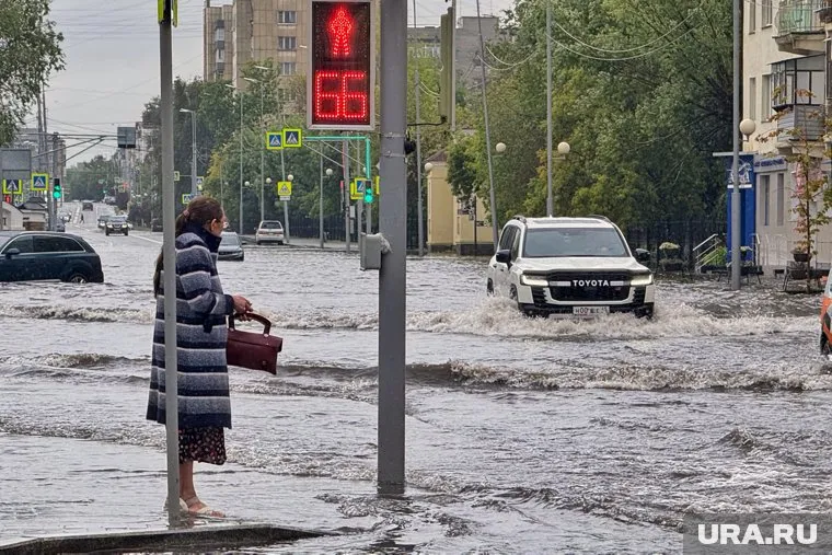 Чрезмерно дождливая осень ожидается сразу в нескольких регионах России