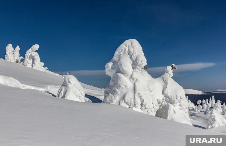 Поиски туристов идут вторые сутки