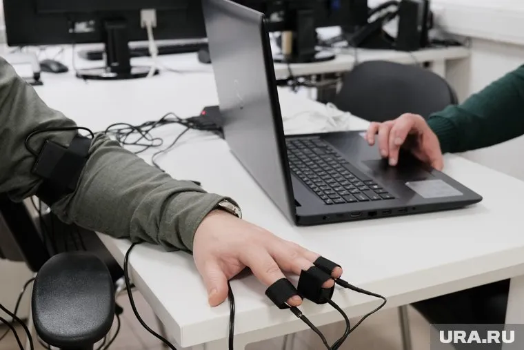 Лола Тейлор не смогла с первой попытки пройти детектор лжи по делу о групповом изнасиловании