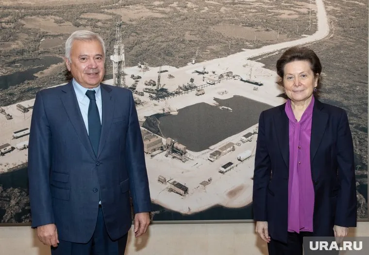 Глава ХМАО и ЛУКОЙЛ обсудили направления взаимодействия в области развития социально-культурной сферы региона