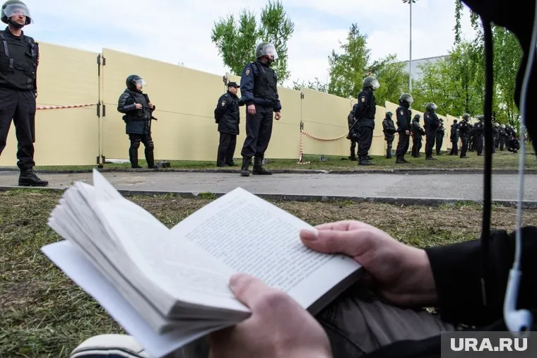 Адвокаты выехали на место