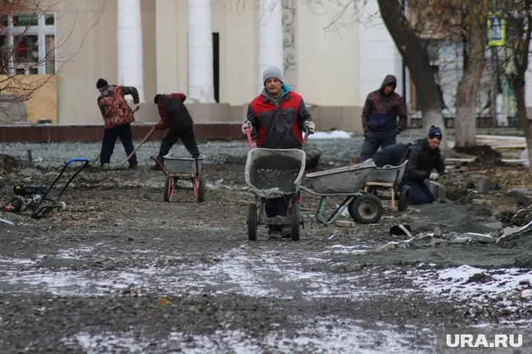 Курганские работодатели задолжали работникам в среднем по 62,6 тысяч рублей