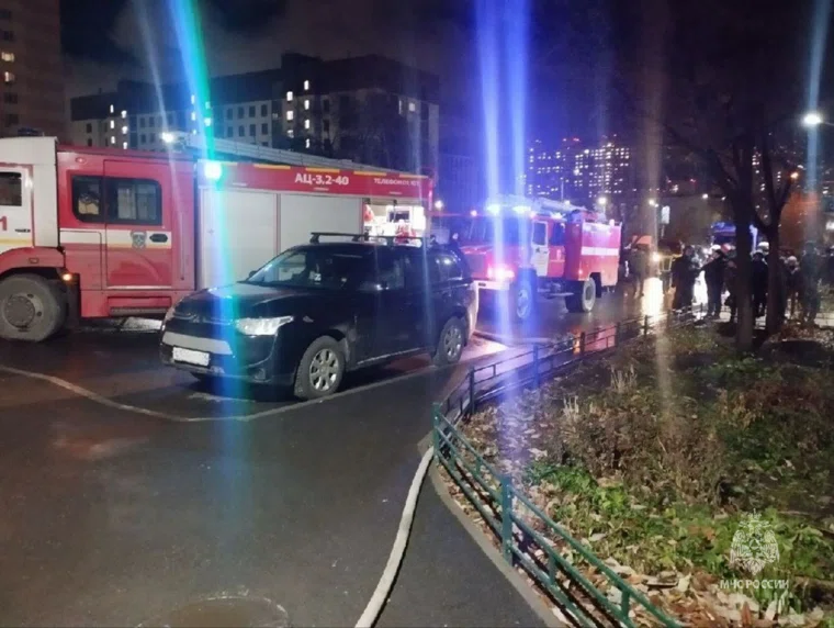 В Челябинске пожар в многоквартирном доме