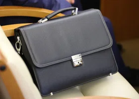 Глава Gunvor, которая хотела купить зарубежные активы «Лукойл», подал в отставку