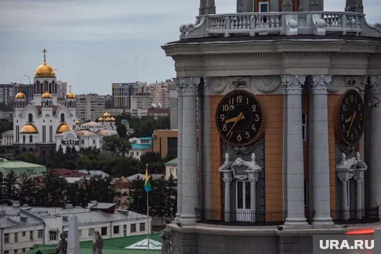 В 2020 году площадка под часами стала одним из мест празднования Дня города