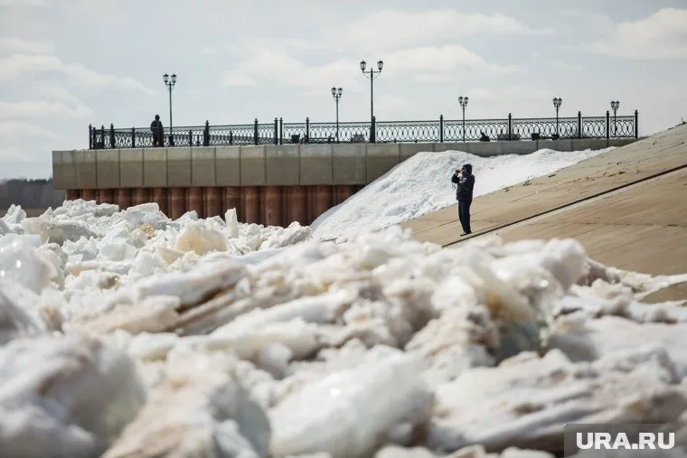 Основная масса льда придет в Сургут 14 мая