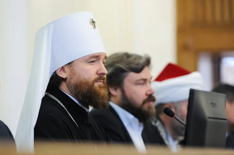 Открытие регионального отделения Всемирного русского народного собора с участием миллиардера, владельца телеканала «Царьград» и митрополита Челябинского и Миасского Григория. Челябинск