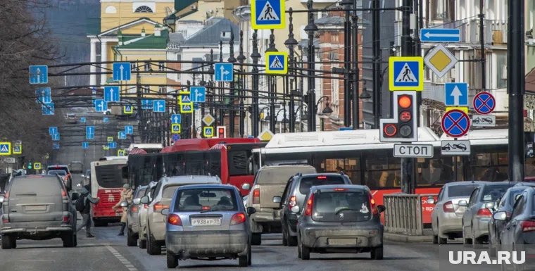 Отставание трансопрта от графика достигает более 20 минут