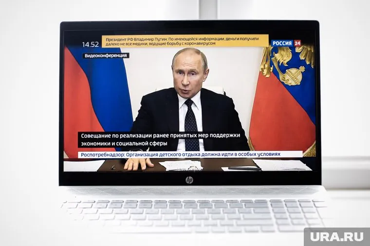 Президент обращается к теме выплат медикам в четвертый раз за девять дней