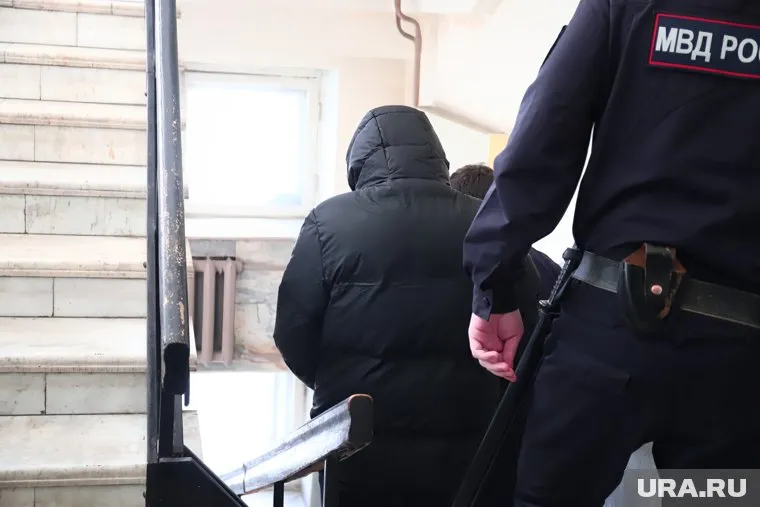 Насильник курганской школьницы мог сбежать из городской психбольницы