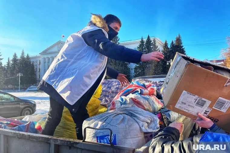 Чиновники из Кургана помогали восстановить школы и ЖКХ в ЛНР