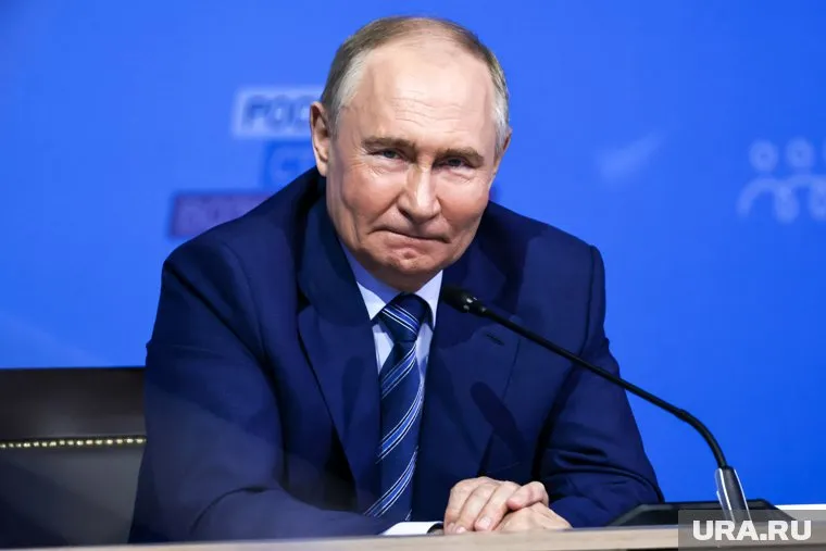 Путин выразил осторожность в прогнозах политики Трампа на должности президента США