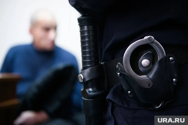 Мужчина на посту врио директора МФЦ похитил 210 тысяч рублей