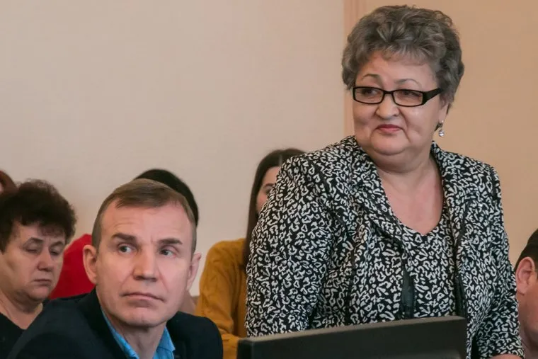 Круглый стол "Проблемы зарплат учителей". Курган, кочеулов владимир, жимбаева камила