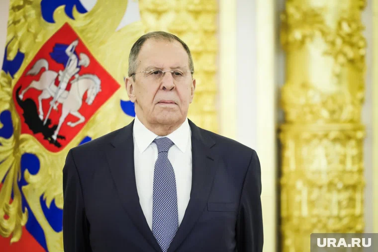Запад все чаще прибегает к грубой силе, сказал Лавров 