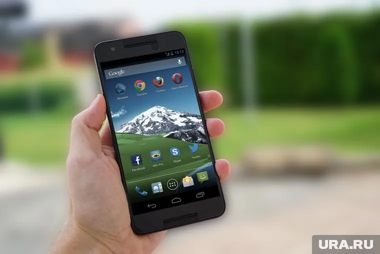 Компания Huawei работает над созданием альтернативы Android и Windows, пишут СМИ