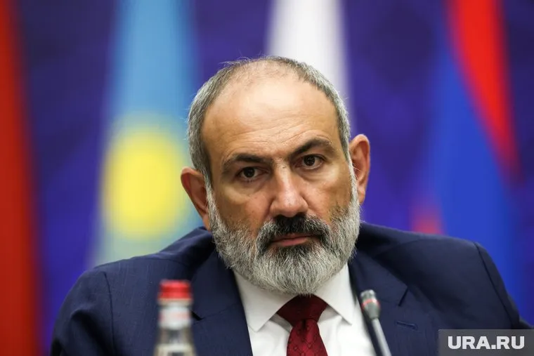 Армения пытается диверсифицировать отношения с РФ, заявил Никола Пашинян
