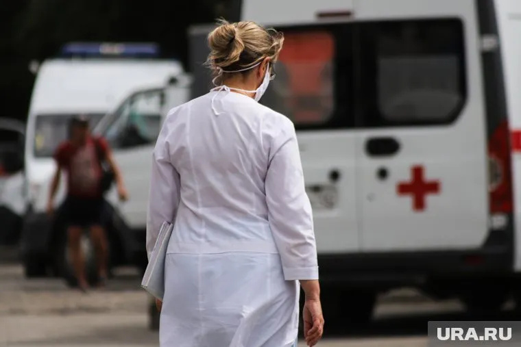 Успешные регионы привлекают врачей из соседних территорий более высокими зарплатами