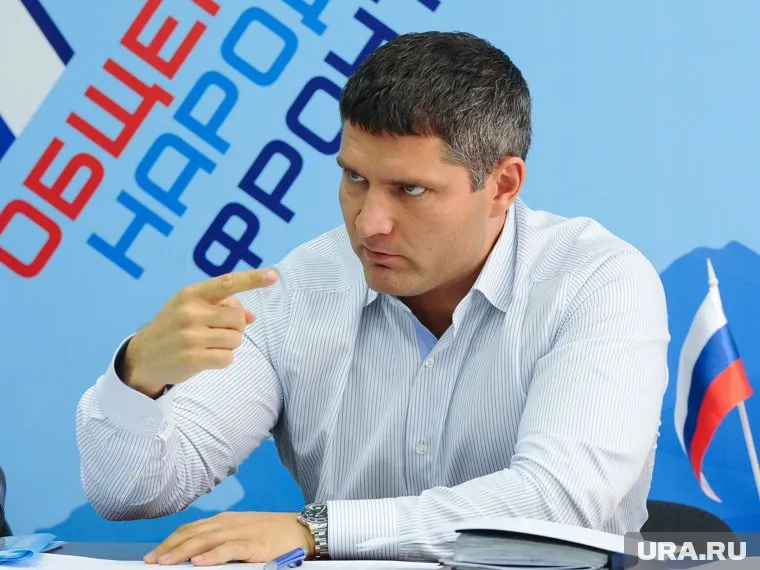 Председатель исполкома челябинского ОНФ Рыжий видит признаки коррупции в схеме финансирования реконструкции бассейна в Озерске