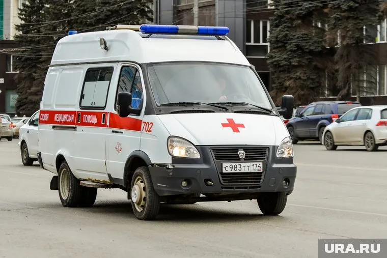 Мальчиков 14 лет госпитализировали 