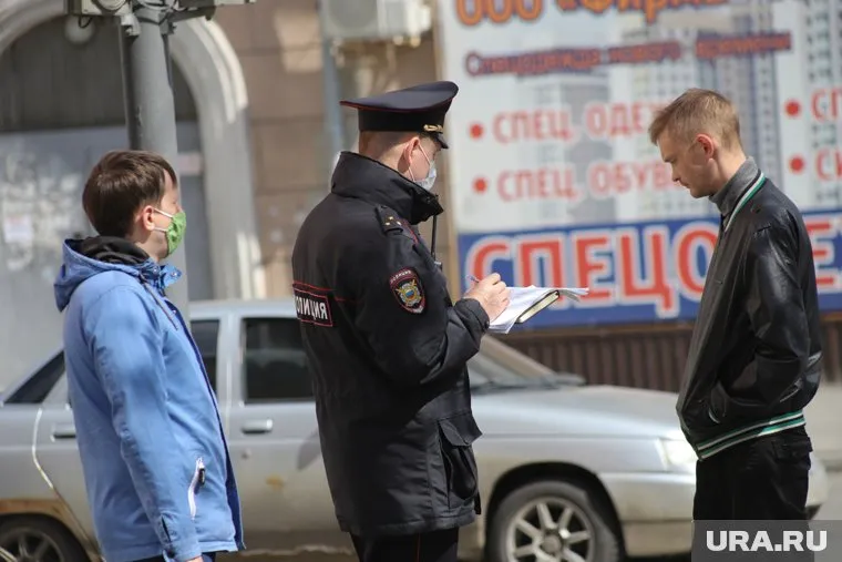 Суммы штрафов автомобилистам нужно повышать регулярно с учетом инфляции, считает Юрий Панченко