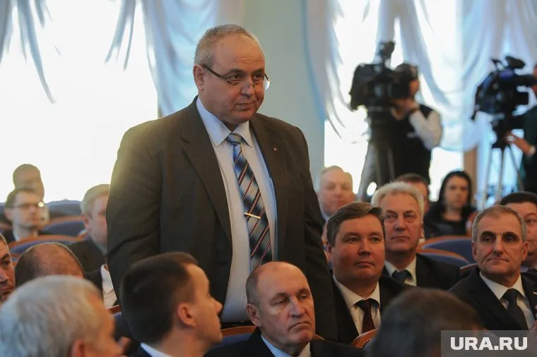 Виктор Пенягин станет вторым главой муниципалитета, который уйдет в отставку при губернаторе Текслере