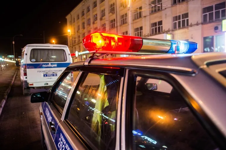 Авария на Карла Либкнехта-Ленина. Екатеринбург, патрульная машина, полиция россии, дтп