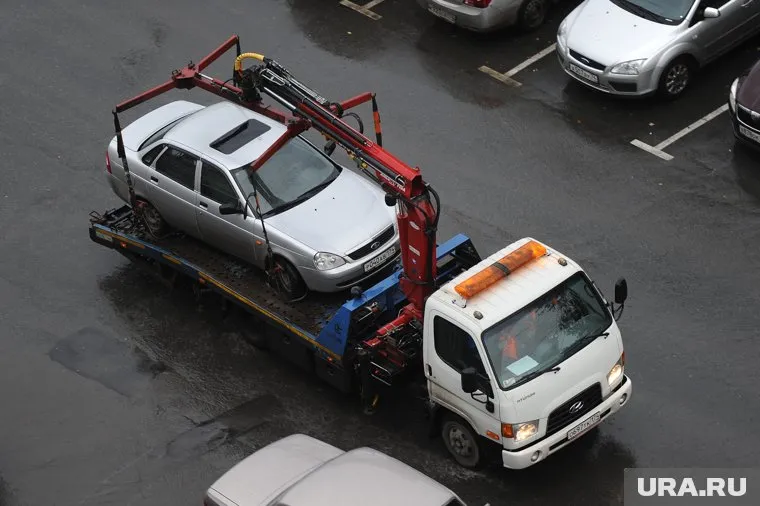 В Сургуте началась масштабная кампания против нарушителей правил парковки