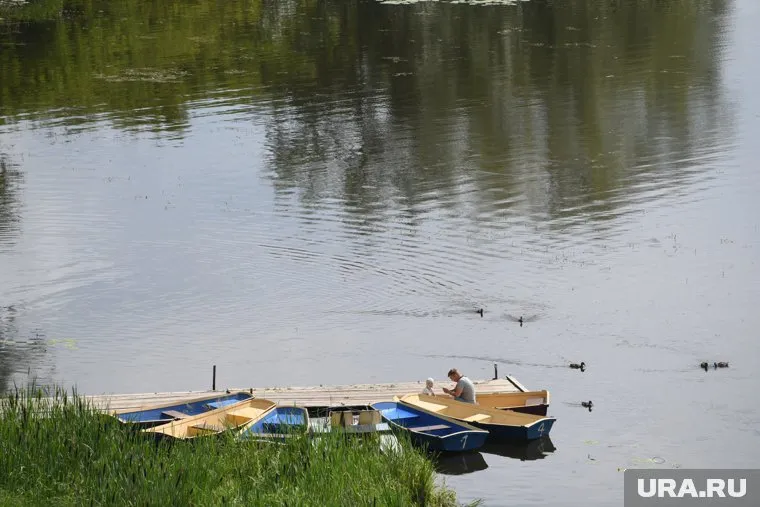 Тела югорчанки и 8-летнего мальчика ищут уже четыре дня