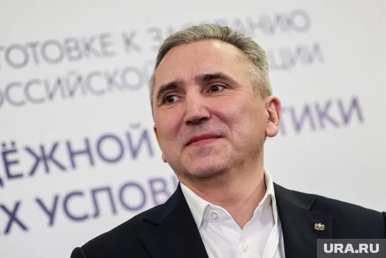 Александр Моор построит новую школу в родном поселке