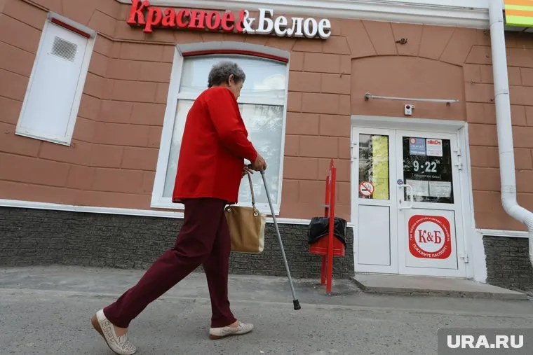 Магазины «Красного и Белого» работали, несмотря на карантин