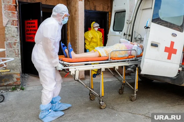 За время жизни в самоизоляции у россиян существенно снизился иммунитет, что приведет к осложнению новой волны вируса