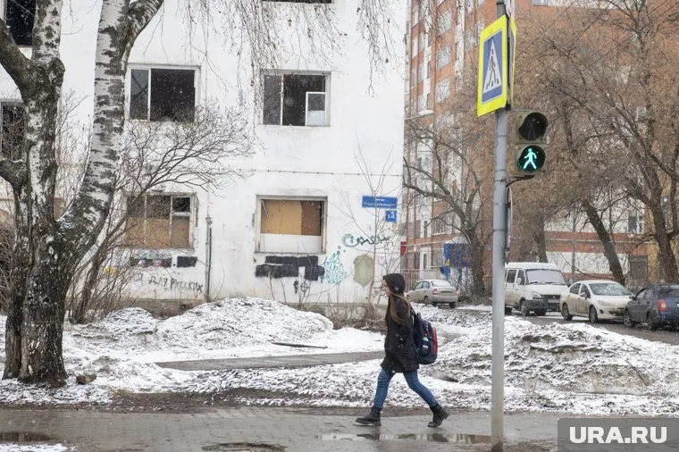 Для завершения программы нужно переселить 548 семей