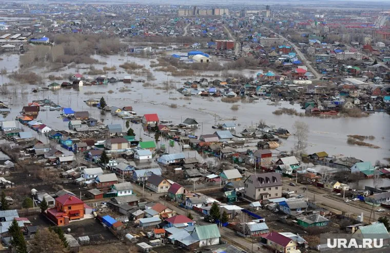 В Орске из-за прорывов насыпных дамб, пострадало более 4000 домовладений