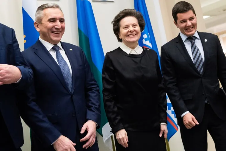 Церемония подписания межрегиональных соглашений между субъектами Уральского федерального округа в резиденции полномочного представителя президента РФ в УрФО. Екатеринбург