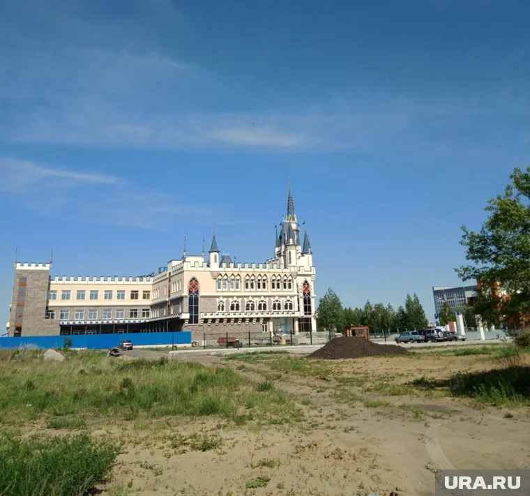 Строительство курганского «Хогвартса» началось в 2012 году