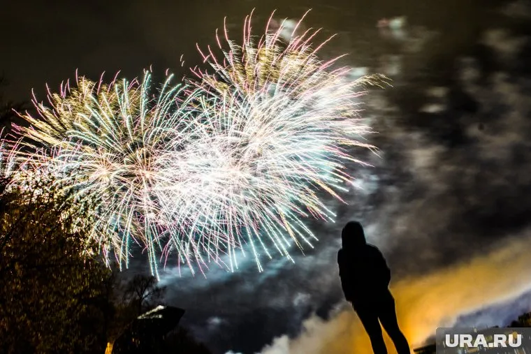 В ХМАО десятки тысяч людей готовы отказаться от празднования ради больной девочки