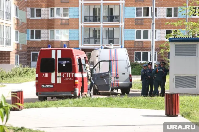 На месте работают спецслужбы города