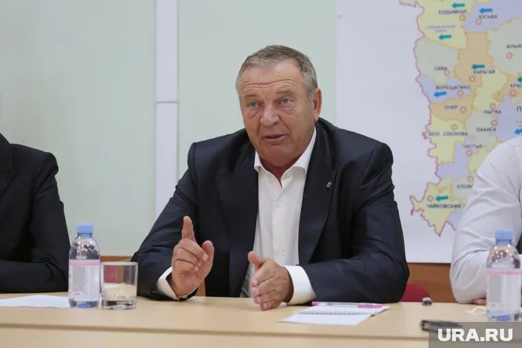 Александр Репин заявил, что живет более скромно, чем многие его сотрудники