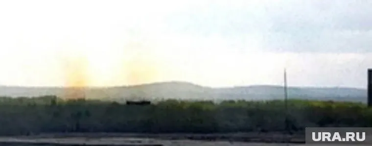 Красноуральцы испугались желтого облака в небе