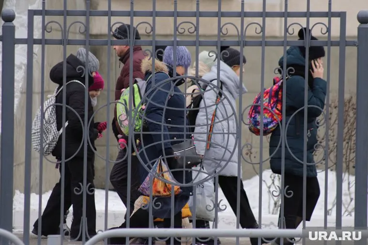 В момент пожара в школе находились ученики 9-11-х классы