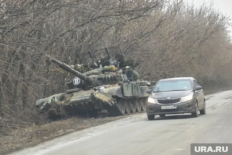 Из бронированной боевой машины было произведено пять выстрелов