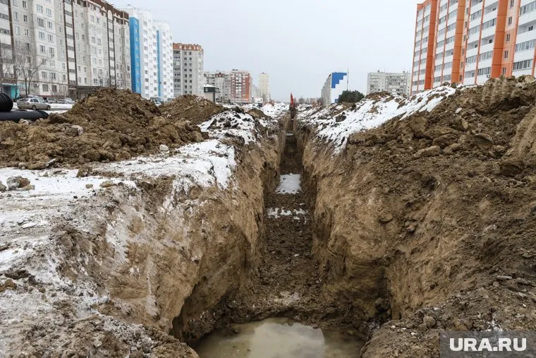 Одну из центральный улиц Кургана перекроют на месяц из-за коммунальной аварии (архивное фото)