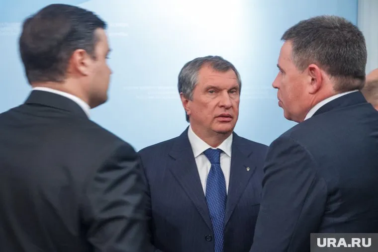 Сечин совершенно недоволен предложением Минфина по налогу на полезные ископаемые