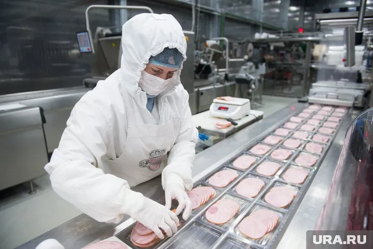 На территории производственного комплекса есть все необходимое