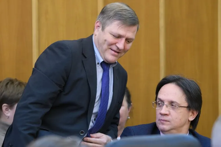 Заседание городской думы Екатеринбурга, гагарин анатолий, бубнов алексей