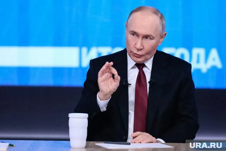 Президент Владимир Путин потребовал остановить отток населения из Арктики